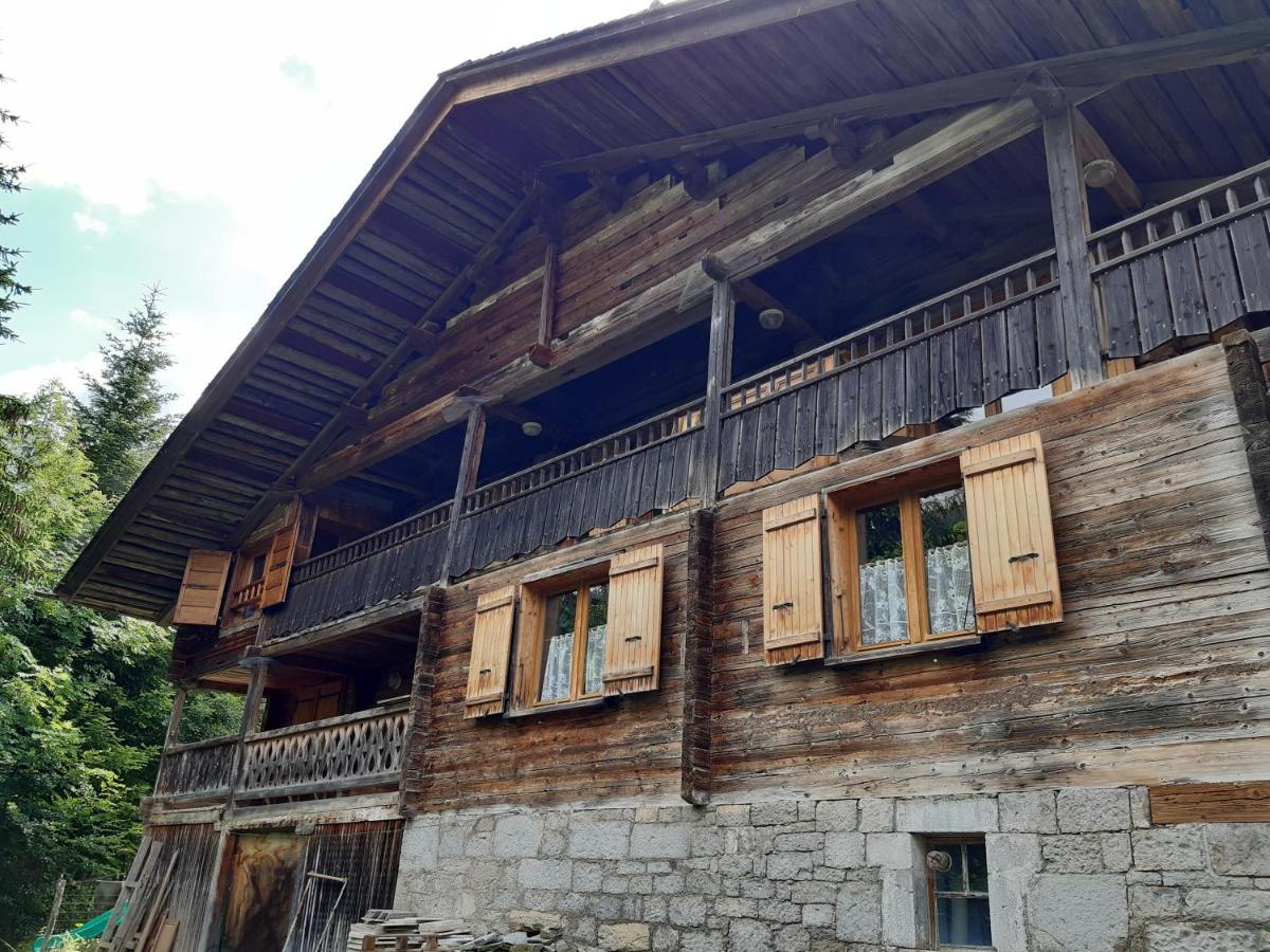 Charmieux Appartement En Chalet Typique Le Grand-Bornand Exterior photo