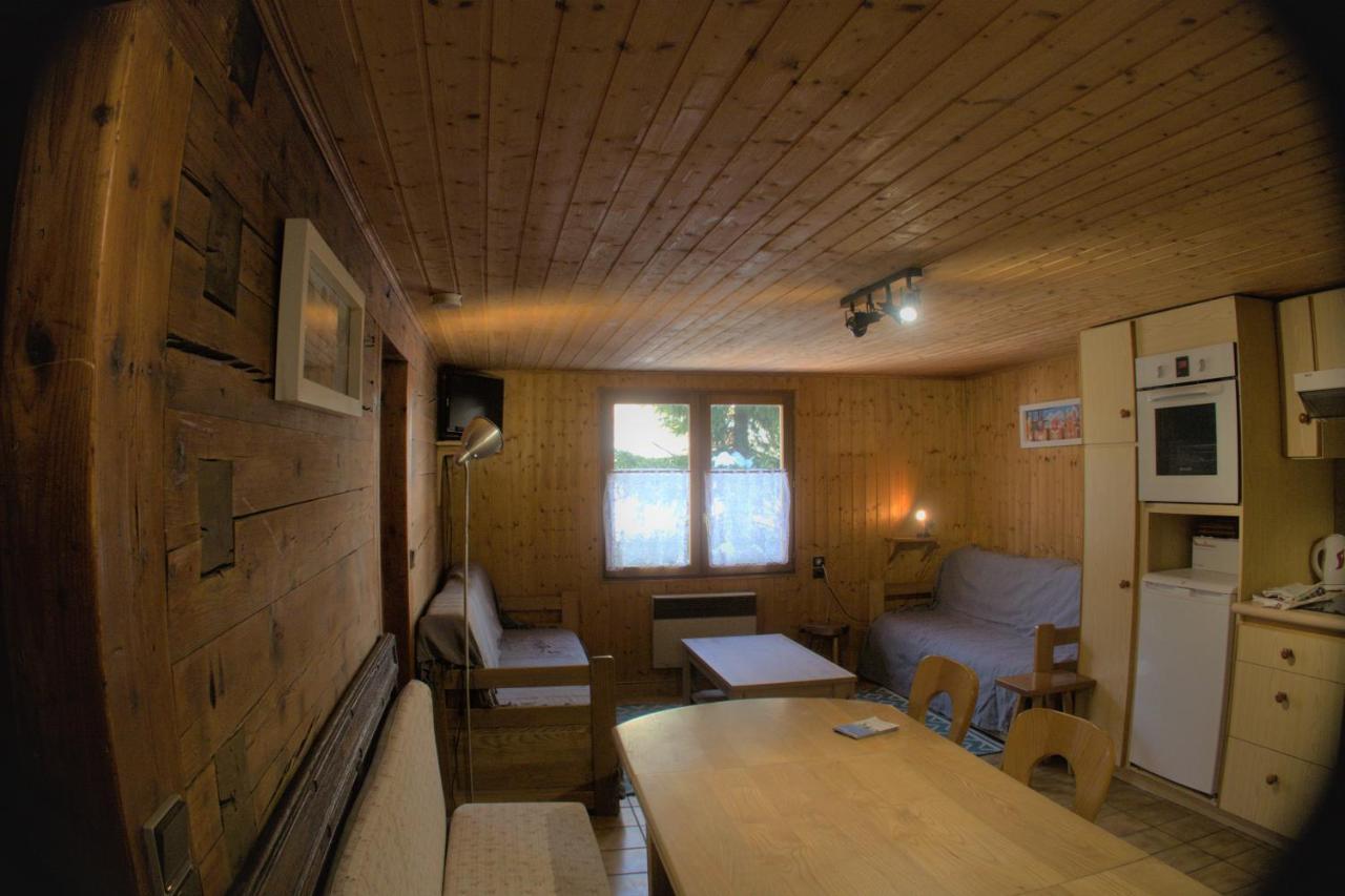 Charmieux Appartement En Chalet Typique Le Grand-Bornand Exterior photo